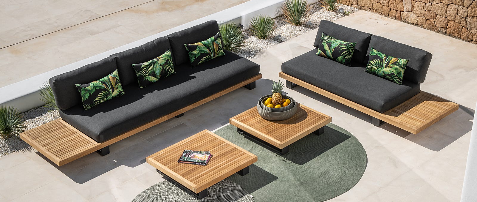Outdoor Elegance Exclusive Outdoor Furniture 