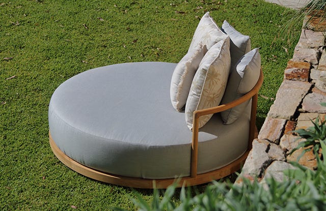 Outdoor Daybeds 